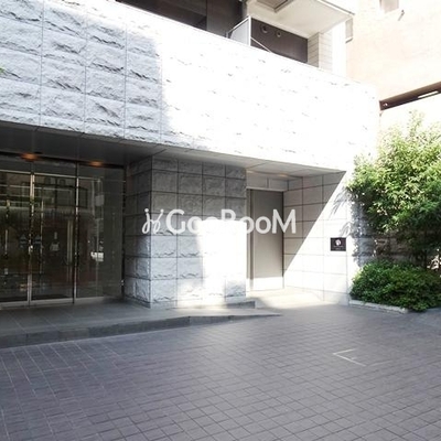 
						ガーラプレイス新宿御苑 エントランス2