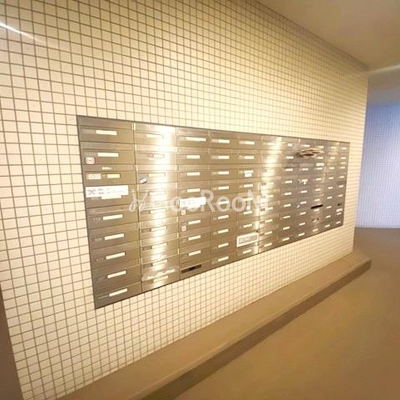 
						郵便受け3