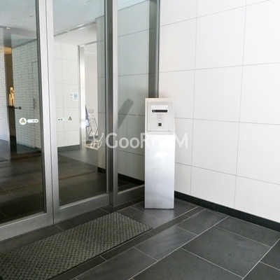 
						パークハビオ赤坂タワー 入口