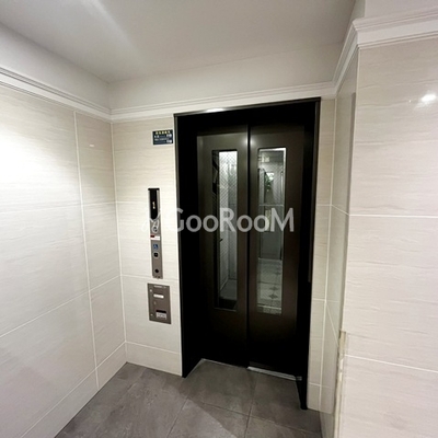 
						パークウッドレジデンス日本橋　エレベーター