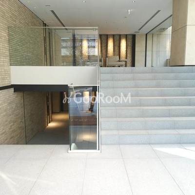 
						ディアナコート目黒 共用部