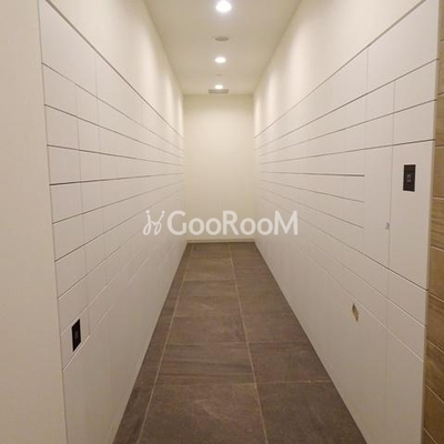 
						ウエリスアーバン水天宮前 宅配BOX