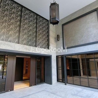 
						ザコノエ三田綱町 ロビー