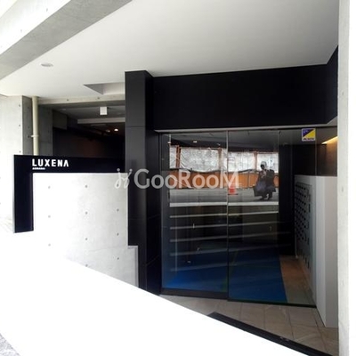 
						ＢｌｕＲｏｃｋ青葉台 エントランス