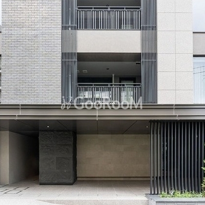 
						プレステージレジデンス白金台 入口