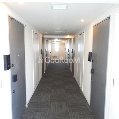 
						パークハビオ東中野  内廊下