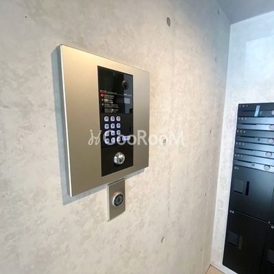 
						ルオーレ上北沢駅前 オートロック