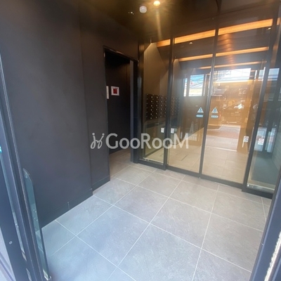 
						二フィット日本橋横山町 入口