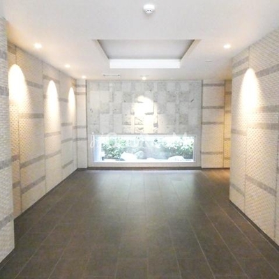 
						ザ・パークハビオ日本橋小伝馬町 エントランス