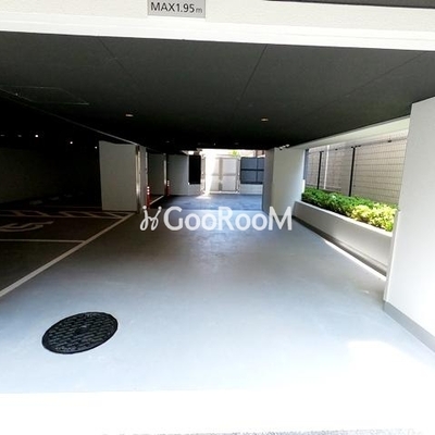 
						プラウドフラット本所吾妻橋 駐車場