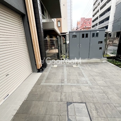 
						サンフォレストグレイス バイク置場