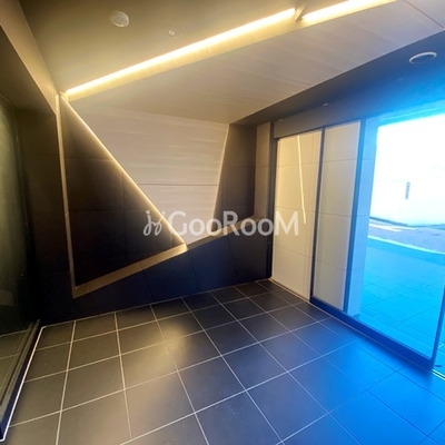 
						アーバンパーク方南町2 入口