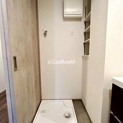 
						ラグゼナ秋葉原 洗濯機置場