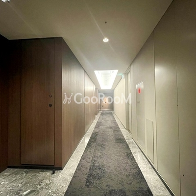 
						ザ・パークハウスグラン三番町26　廊下