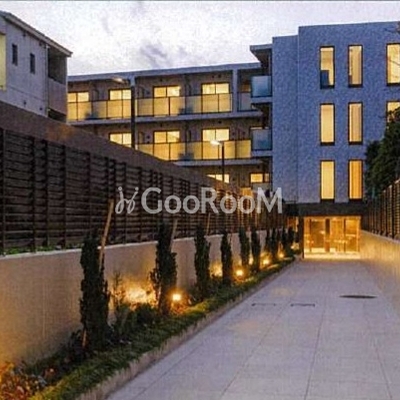 
						レクシード目白 外観