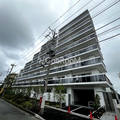 
						コンフォリア・リヴ大森西 外観2