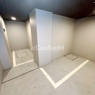 
						グランパセオ押上　バイク置場