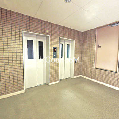 
						グランハイツ池尻 エレベーター