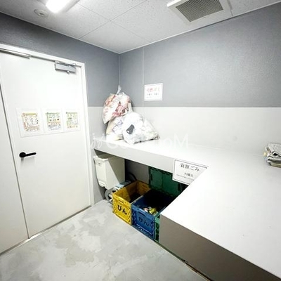 
						クレストコート木場 共用部写真8