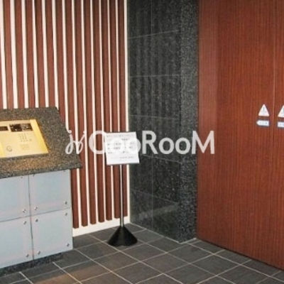 
						ダイナシティ新宿若松町 オートロック