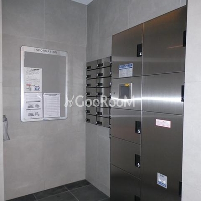 
						レジデンス神谷Ｃ 宅配ボックス