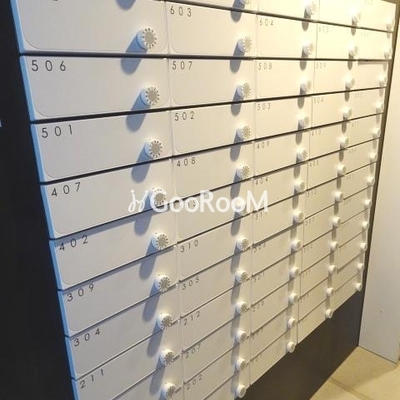 
						コンフォリア志村坂上 郵便受け