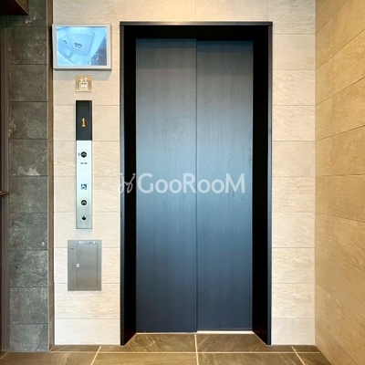 
						グランカーサ船堀1 エレベーター