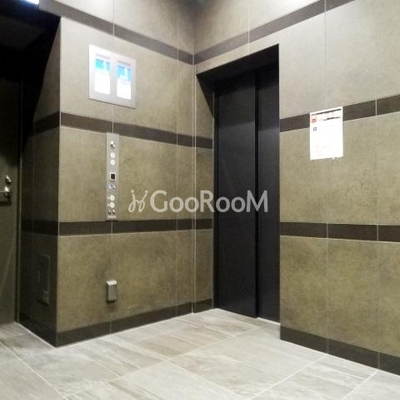 
						コンフォリア蒲田　エレベーター