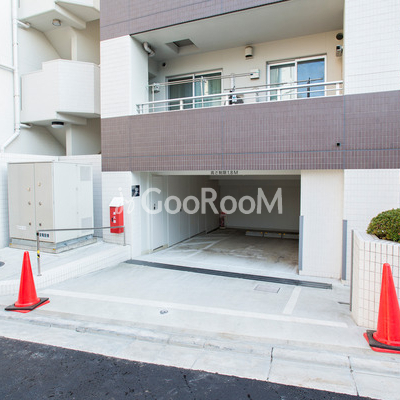 
						パークリュクス三宿 入口