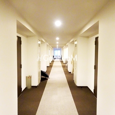 
						プレノ清澄庭園   内廊下2