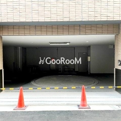 
						ザ・パークハビオ人形町レジデンス 駐車場