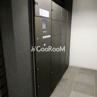 
						コンフォリア南砂町 宅配BOX