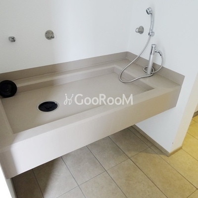 
						コンフォリア新中野 ペット足洗