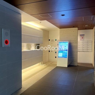 
						レジディア御茶ノ水3 ロビー