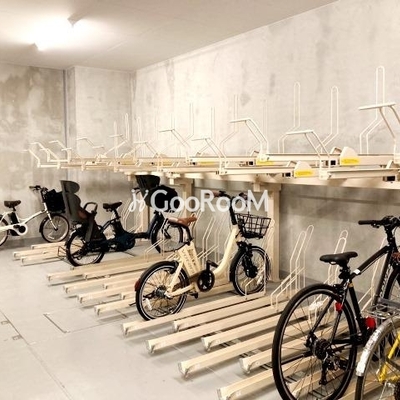 
						南麻布ノース 駐輪場