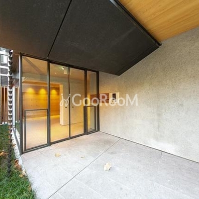 
						番町會所 エントランス