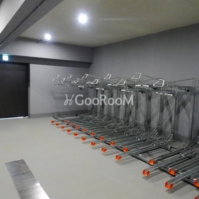 
						レフィールオーブ代々木 駐輪場