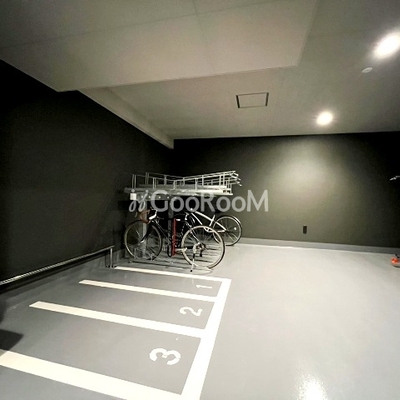 
						プライムメゾン錦糸町  バイク置場