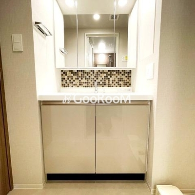 
						BluRock後楽園 室内写真16