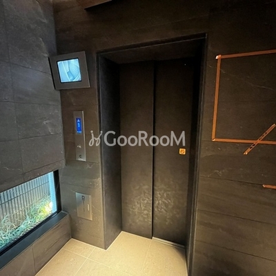 
						デュオフラッツ日本橋水天宮 エレベーターホール