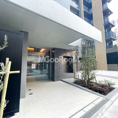 
						ソレアード早稲田 入口