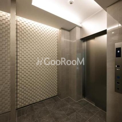 
						1LDグランシエル南青山  エントランス