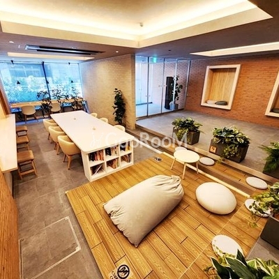 
						デュオフラッツ篠崎 ラウンジ3