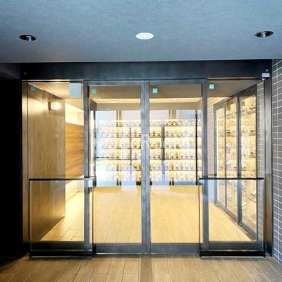 
						ザ・パークハビオ南大井 入口