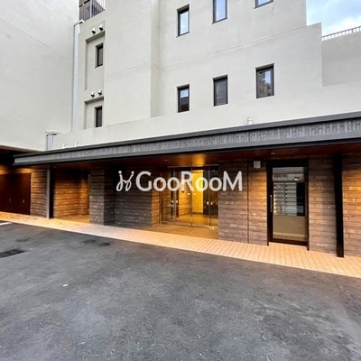 
						ラテスト白金台 エントランス