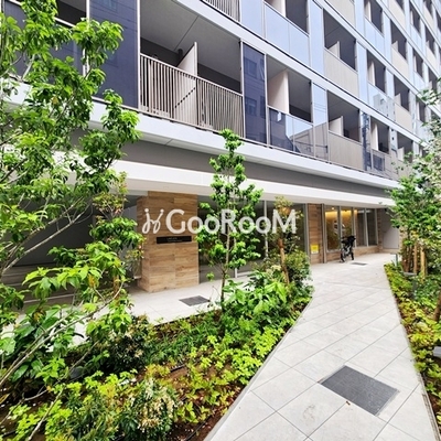 
						ラクレイス横濱関内 アプローチ