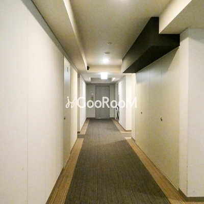 
						パークルージュ赤坂檜町 内廊下