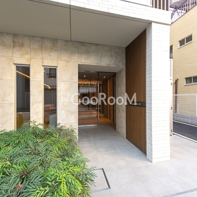 
						メゾンドリーヴ両国 エントランス