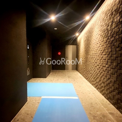 
						オープンブルーム入谷イースト エントランス