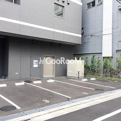 
						パークアクシス押上サウス  駐車場